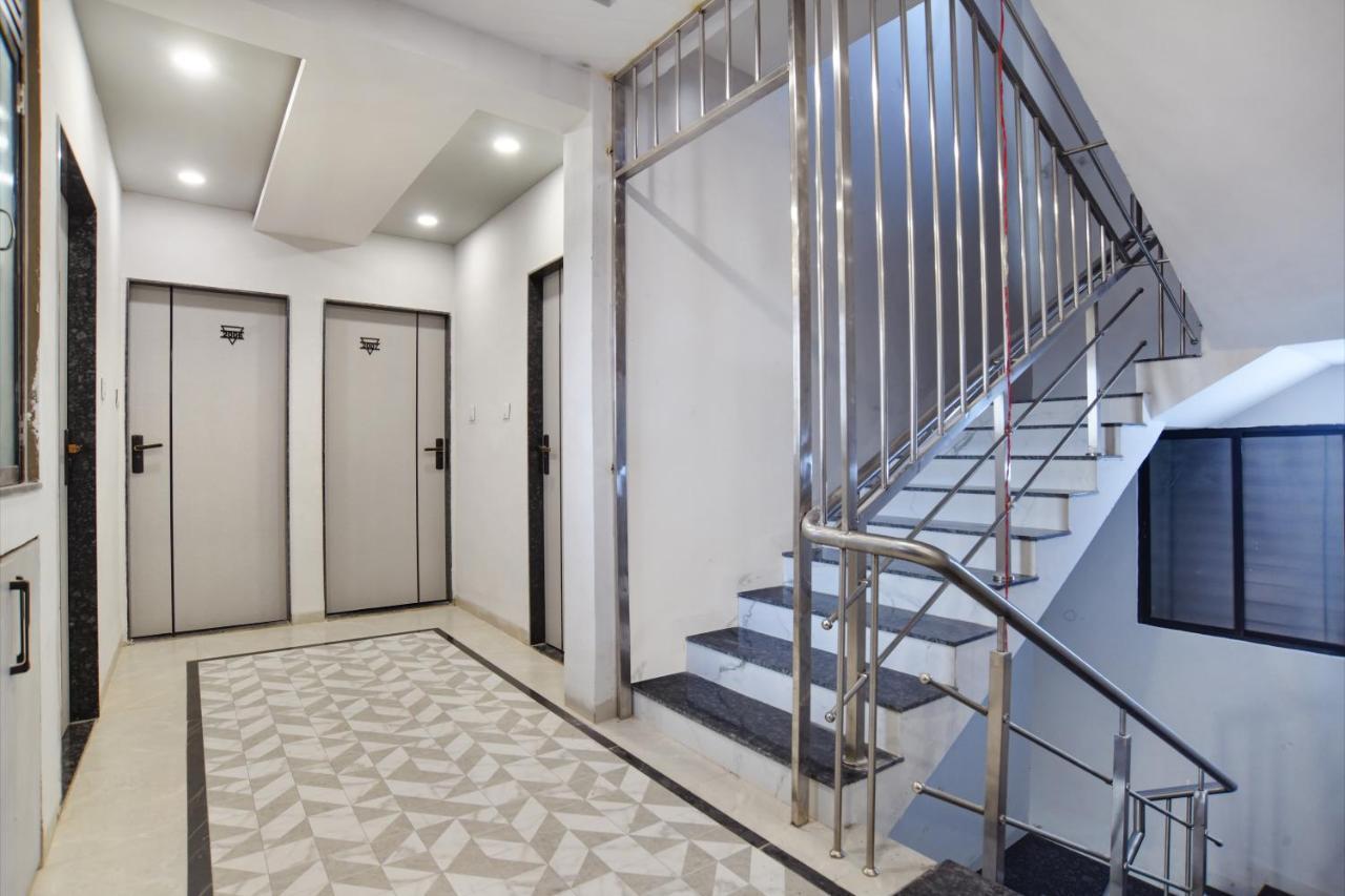 Fabhotel Dev'S Inn Indaur Kültér fotó