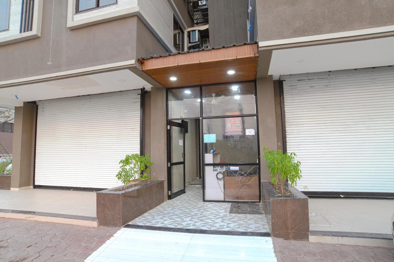Fabhotel Dev'S Inn Indaur Kültér fotó